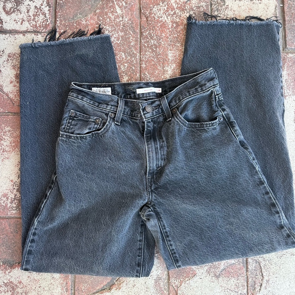 Levi's High Rise Black Jeans